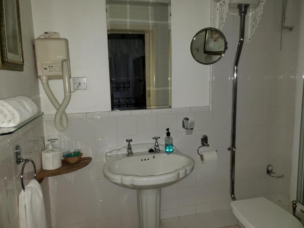 مبيت وإفطار أبينغدون Abingplough House المظهر الخارجي الصورة